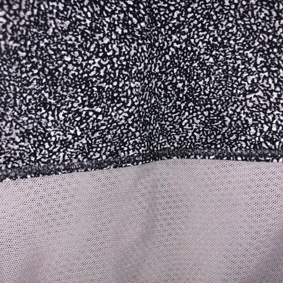 Lululemon Sole Training Top - Picture 5 of 5